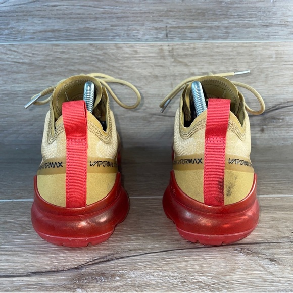 Nike Air VaporMax 2019 Crimson Gold 2018 Men’s 9.5 Excellent Used Condition! - Picture 8 of 11